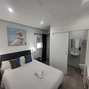 Penzion Ayz Frailes - Auto Check-in (adults Only), Màlaga